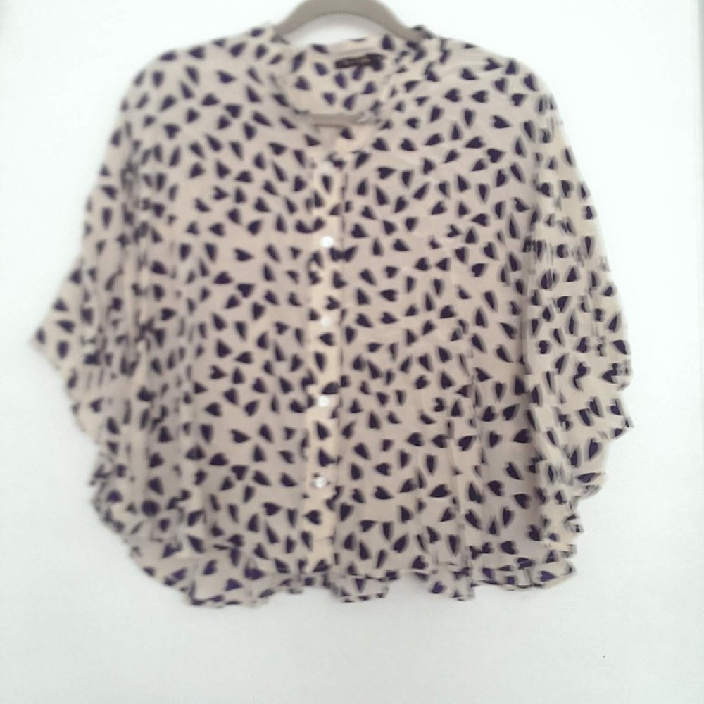 Lauren Gold Navy blue and cream heart poncho